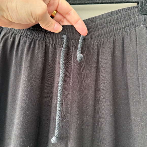 Black Cotton Drawstring Jogger - Picture 3 of 7